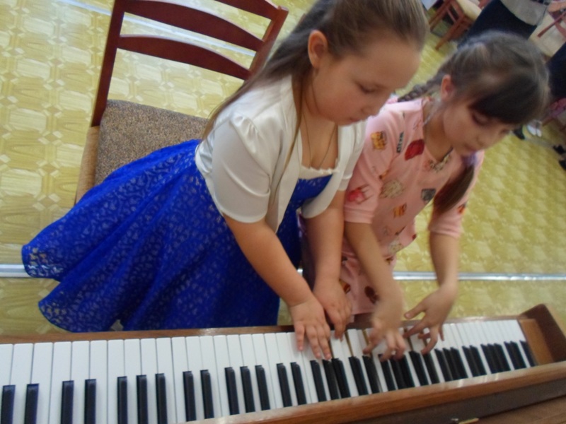 Традиционный конкурс фортепианного отделения музыкальной студии "Юный музыкант" (29 марта 2018 года)